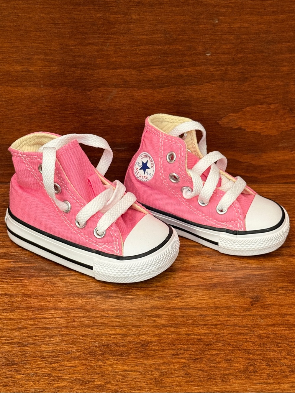 Converse Infant Pink Classic High-Top Sneakers Size 3 - Picture 3 of 8